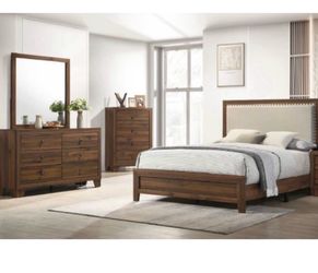 4- Pc Bedroom set Dresser,Mirror Nightstand (1) Queen size bed frame Not including Mattress and Box Sp