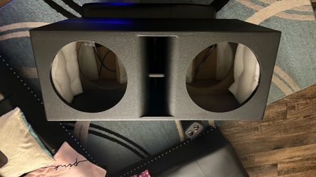 2x  Skar 12Inch subwoofer Box Tuned 33Hz