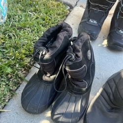Kid’s Unisex Snow Boots Size 3