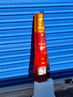 Honda crv tailight leftside 2003-2006