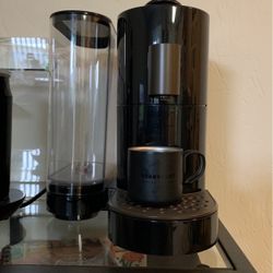 (Starbucks) Verismo Coffee/Espresso Machine
