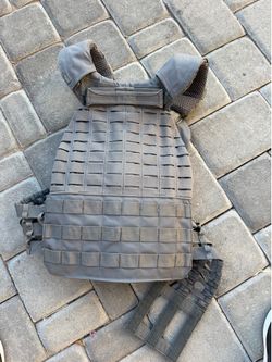 5.11 Tactical Vest w/ 20lb weights shield