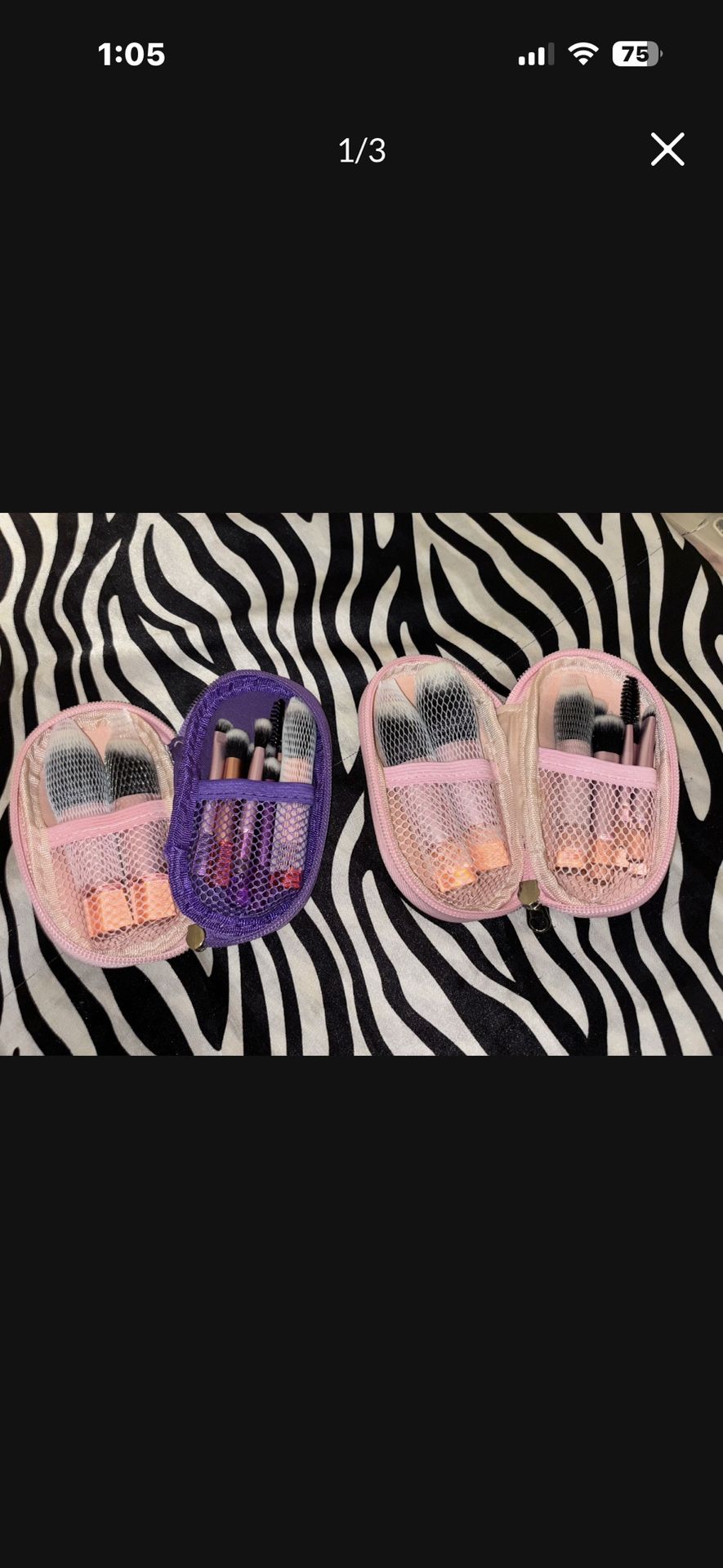 Mini makeup brushes travel pouch