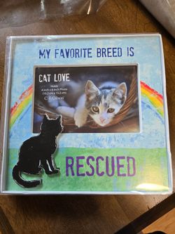 Cute cat photo frame!  RESCUED is my favorite breed