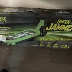 Hyper Jammer Kids Electric Scooter 12volt Batt.powered Scooter!(green) 