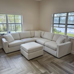 New Ivory Sectional Couch 
