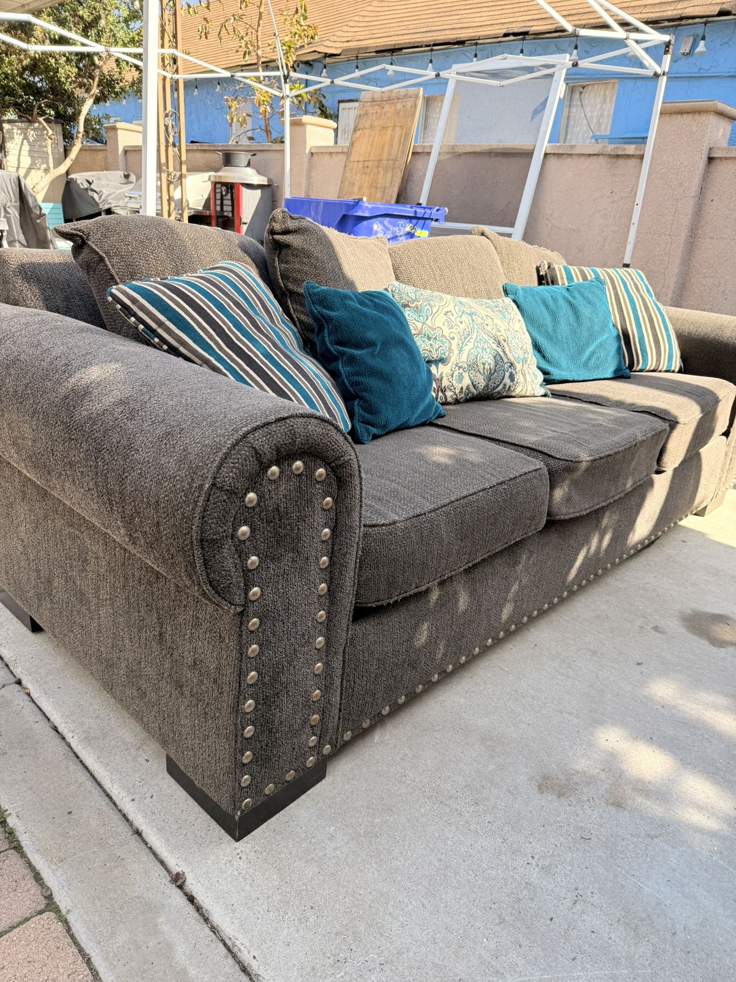 Living Room Set. Sofa And Loveseat.