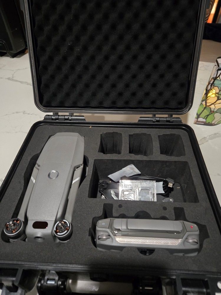 DJI Mavic 2 Zoom - Ready To Fly
