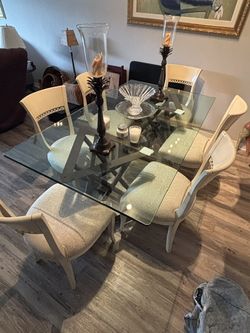 Glass Dining Room Table w/ (6) Chairs