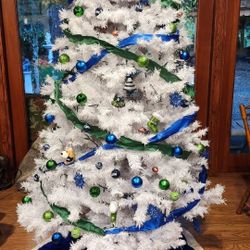 SEAHAWKS 8ft White Commercial Christmas Tree