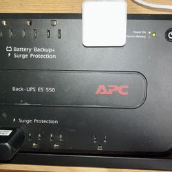 APC Back-UPS ES 550 Battery Backup UPS