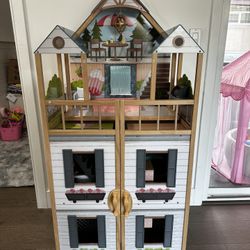 Doll House