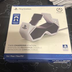 Playstation 5 Twin charging station
