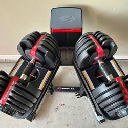 |Bowflex  Dumbbels With Stand|