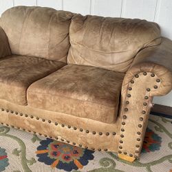 FREE LOVESEAT 
