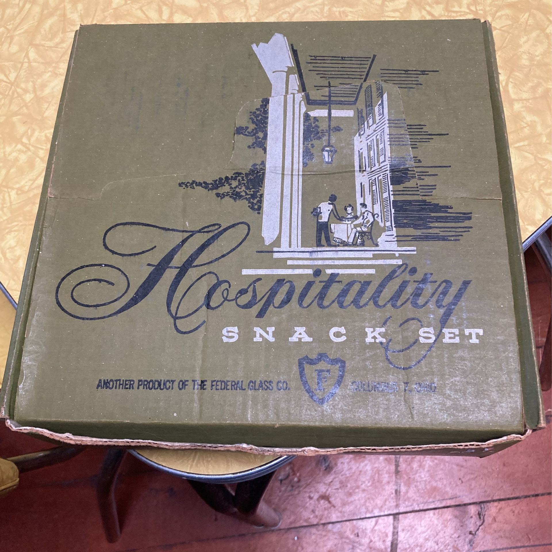 Vintage Hospitality Snack Set