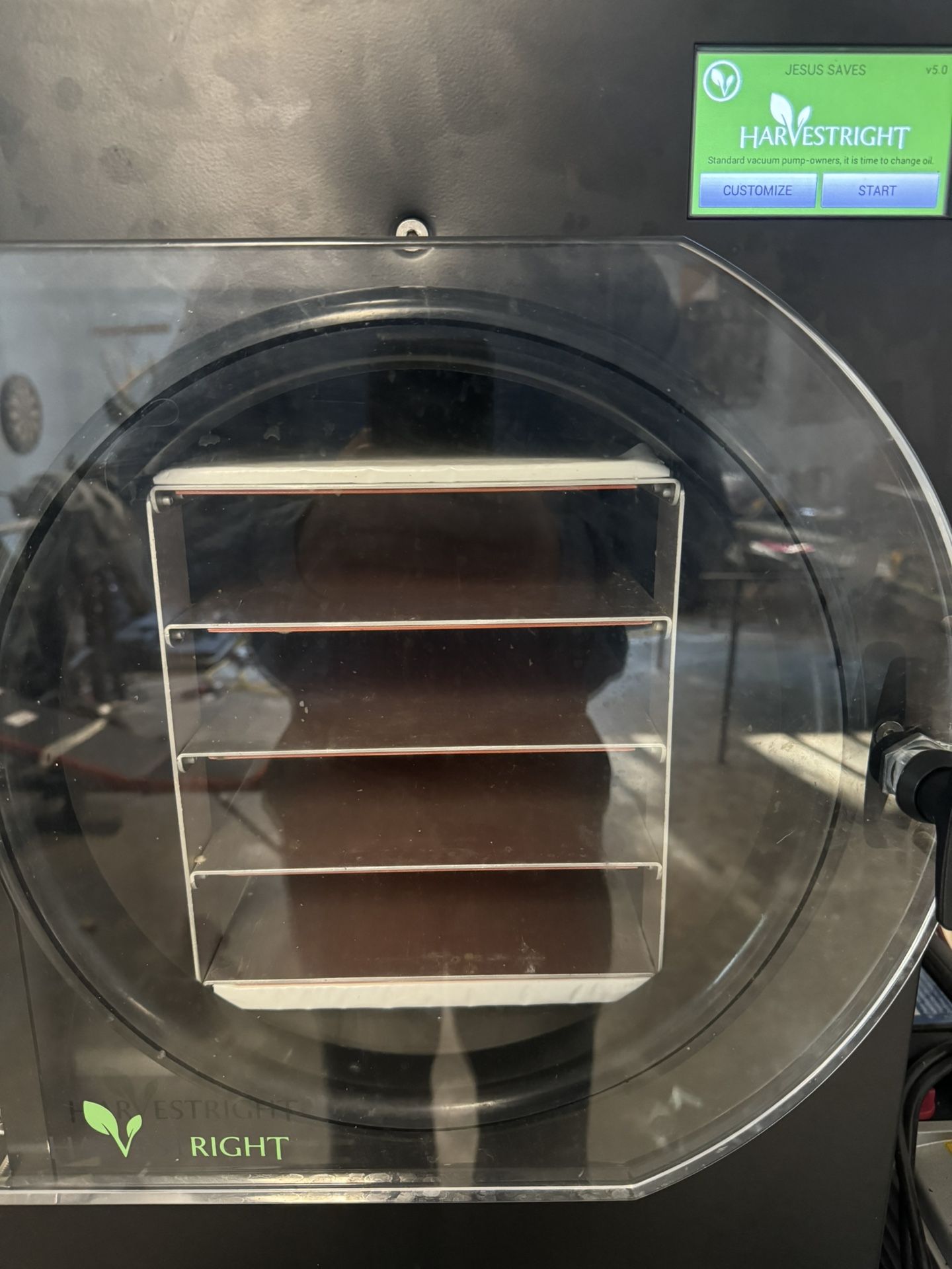 Medium Harvest Right Freeze Dryer