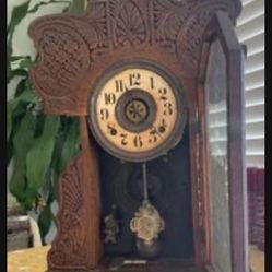 Antique Gingerbread Clock With Key Does Not Work