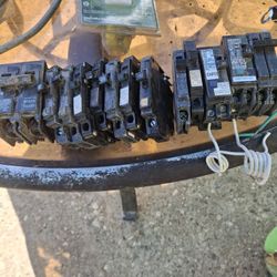 Electrical breakers 10ea.