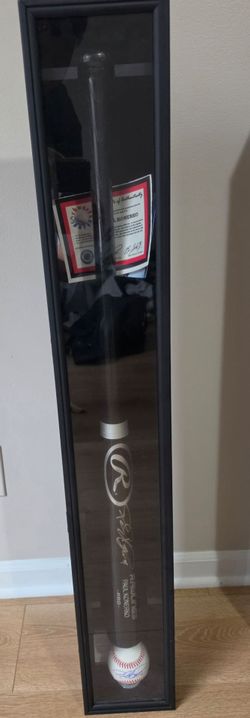 Paul Konerko Autographed Signed Chicago White Sox Rawlings Baseball Bat and ball

Free case
