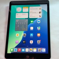 VERY Nice APPLE iPad 7 10.2 inch 32GB WIFI iOS18 TABLET