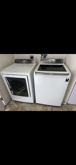 Samsung washer and electric Dryer / lavadora y secadora electric 5.0&7.4 cuft