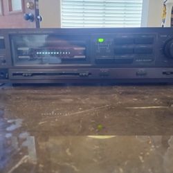 JVC A-K350  Stereo Integrated Amplifier