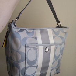 AUTHENTIC COACH MEDIUM SIZE GRAY JACQUARD FABRIC