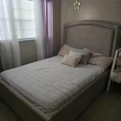 Teen / Guest Bedroom Set w/ Samsung Tv NEW