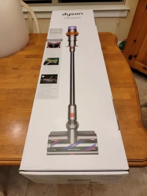 Dyson-V15-Detect-vacuum-Cleaner..