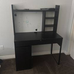 Desk! Must go today!