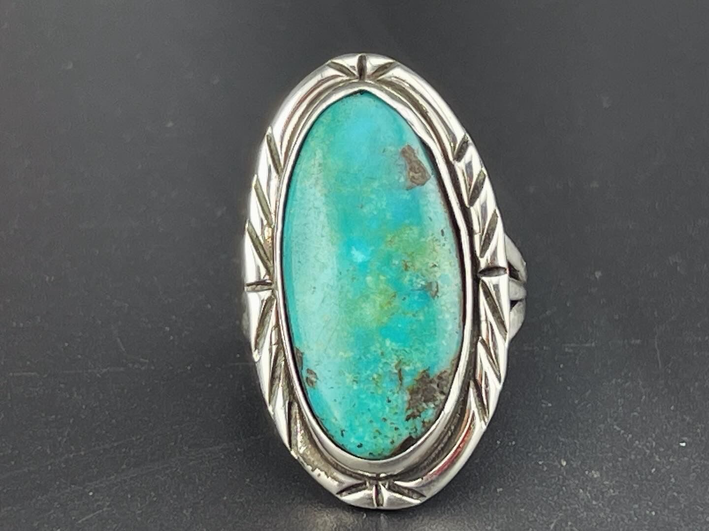 .925 Sterling Silver Native Style Ring With Oval Turquoise Center Stone 