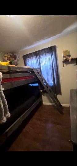 Full on full bunk beds plus dresser