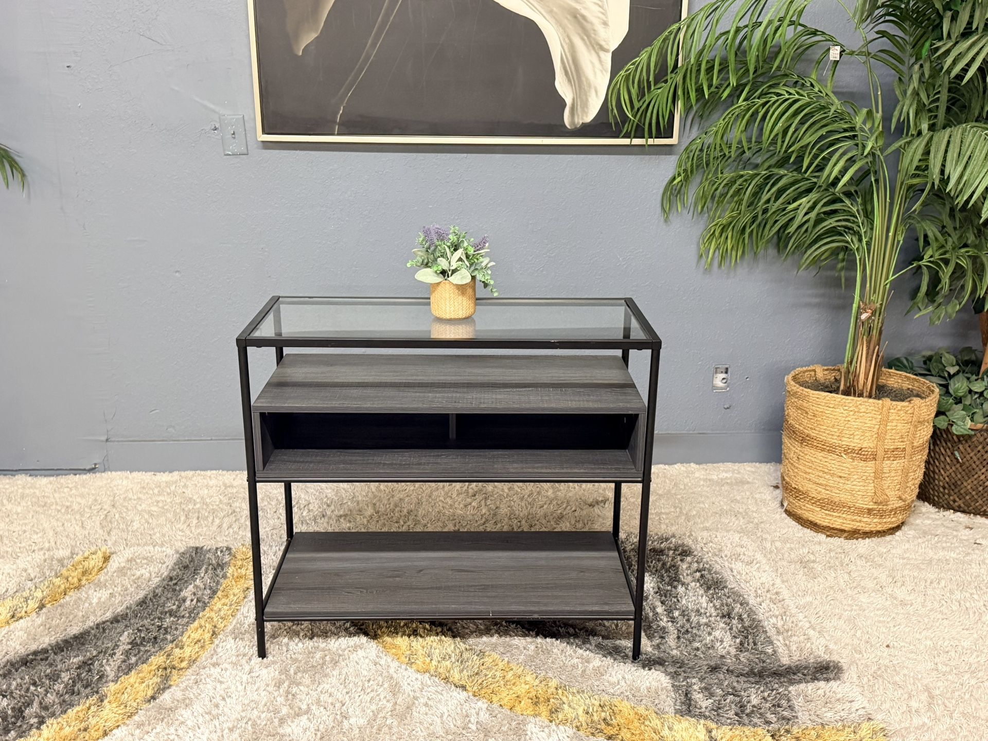 Cute Console Table With Shelves