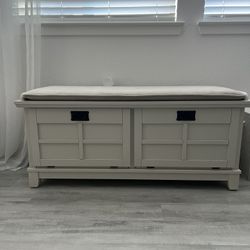 Entry Way Bench With Storage