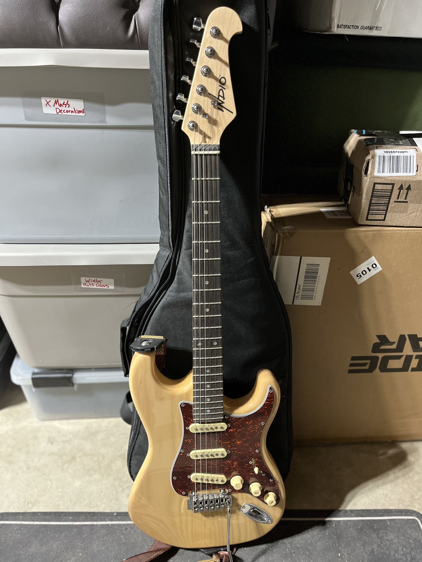 Indio Electric Guitar Stray Style SSS Ash Body Maple Neck