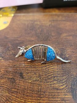 Silvertone Armadillo Lapel Pin Turquoise Inlay Southwestern 2" F9