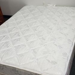 Queen Matress Set 