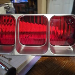 Restoparts lower Taillights Lenses Set 1972 Cutless And 442 Except Wagon # 381