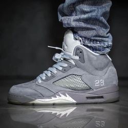 Wolf Greys 