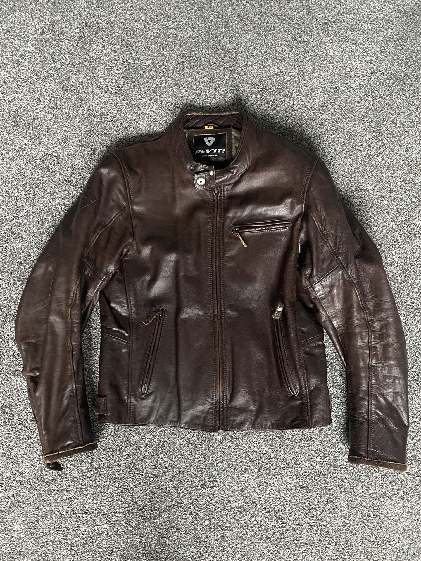 Revit Flatbush Vintage Leather Motorcycle Jacket 48euro (medium)