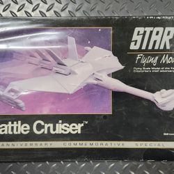 STAR TREK Flying Model Rocket 