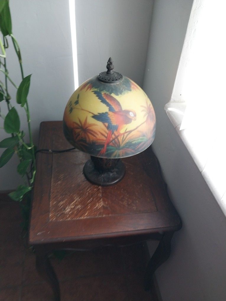 Antique Desk Lamp W/ Frosted Glass Lamp Shade