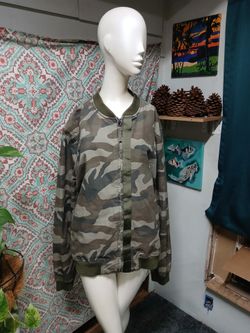 Sean John Men's Olive Green Camo Bomber Jacket, Size XXL