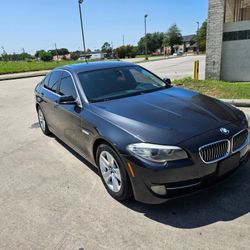 BMW 528i