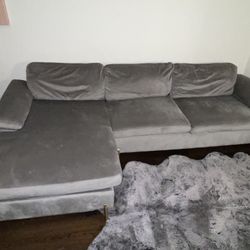 Modern Minimalist Sectional Couch 