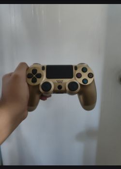 New PlayStation 4 controller Gold Fully Working and Tested DualShock 4