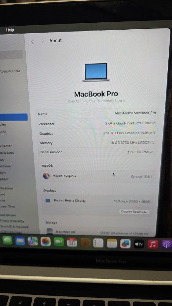 MacBook Pro 13" A2251
Thunderbolt 3 Ports
Intel i5 2.0 Ghz 16Ram 512SSD.
Sequoia-O