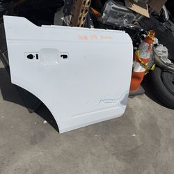 Rh rear door shell ford bronco 2001-2026