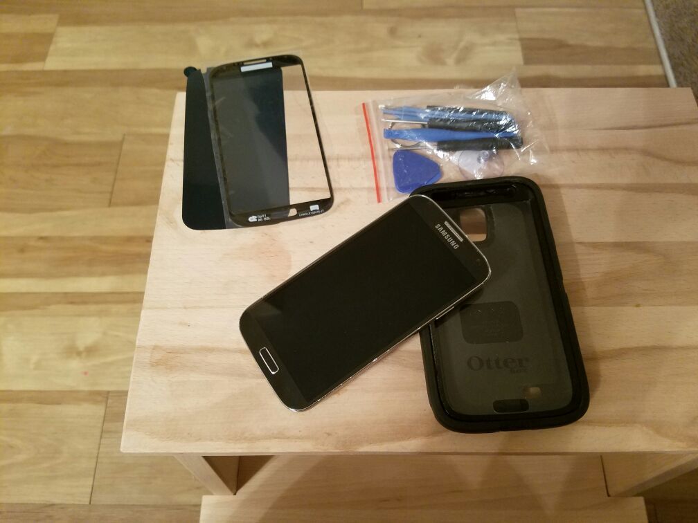 Samsung Galaxy s4 plus Otterbox and replacement screen